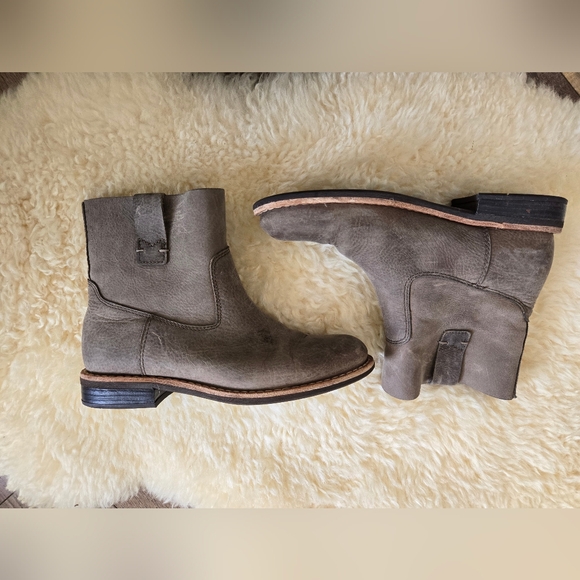 Roots Shoes - Roots Leather Shorty Boots Grey Brown - 6.5